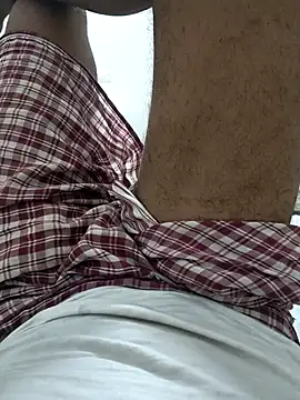 Snapshot of womencock chatting on February 25, 4:07 pm womencock online show from February 25, 4:07 pm