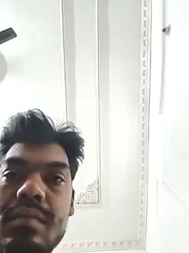 Snapshot of womencock chatting on March 1, 1:49 am womencock online show from March 1, 1:49 am