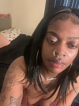 wavywavy12 online show from February 23, 7:36 pm