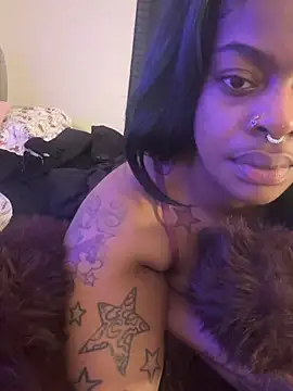 wavywavy12 online show from February 24, 12:28 pm