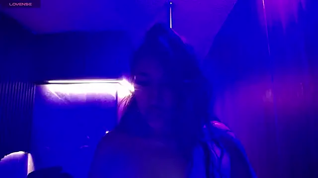 Aura cute  online show from April 15, 4:18 am