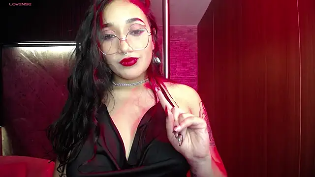 Aura cute  online show from March 22, 3:21 am