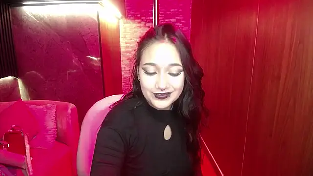 Aura cute  online show from April 22, 3:35 am
