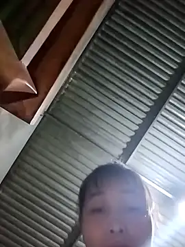 Snapshot of hd_love69 chatting on March 2, 8:32 am hd love69 online show from March 2, 8:32 am