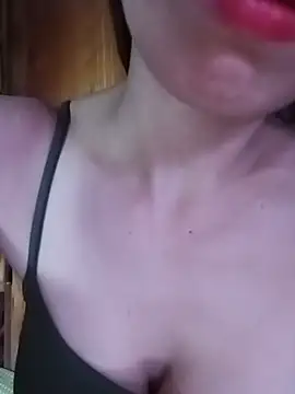 Snapshot of hd_love69 chatting on July 10, 6:02 am hd love69 online show from July 10, 6:02 am