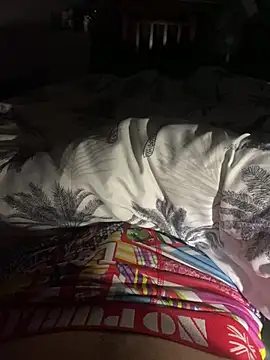 crustyyy1 online show from March 7, 12:28 am