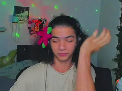 TheMonsterSuck online show from April 18, 1:24 pm