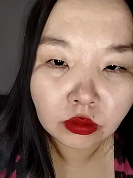 Sweety Cheekss online show from April 7, 1:46 pm