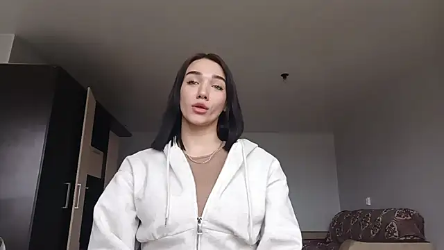 GilberteBauch online show from March 6, 5:02 am