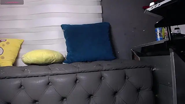 dirty 27cms online show from March 19, 7:52 am