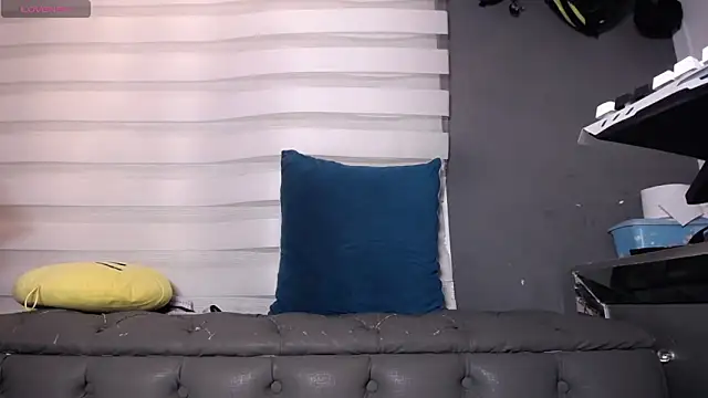 dirty 27cms online show from February 6, 4:58 pm