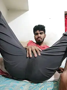 NikhilN247913 online show from March 27, 1:58 am