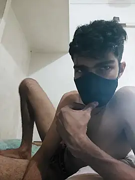 NikhilN247913 online show from March 20, 3:07 am