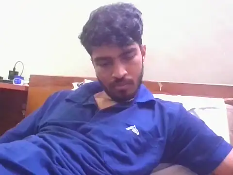 NikhilN247913 online show from April 5, 1:51 pm