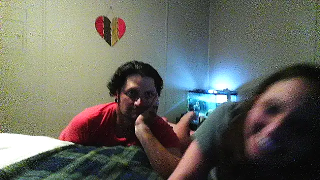 Snapshot of DaddysWetMouth chatting on February 24, 12:00 am DaddysWetMouth online show from February 24, 12:00 am