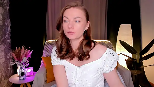 ParisJackson online show from February 24, 8:48 am