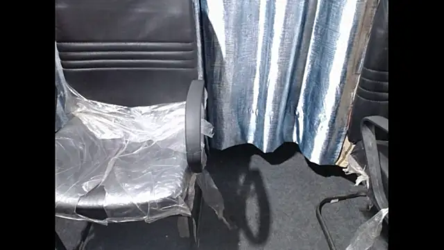 Roselley online show from April 4, 9:43 pm