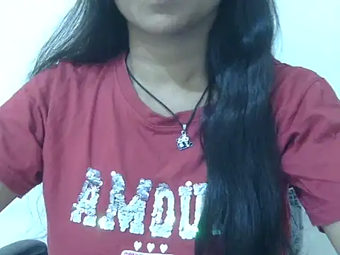 Snapshot of cute_momo_love chatting on June 20, 6:18 am cute momo love online show from June 20, 6:18 am