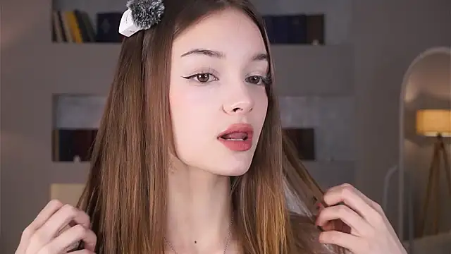 JodiAwyie online show from March 21, 6:56 pm