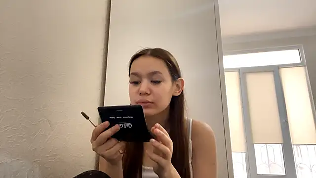 Snapshot of Katerinazz chatting on February 28, 5:18 am Katerinazz online show from February 28, 5:18 am