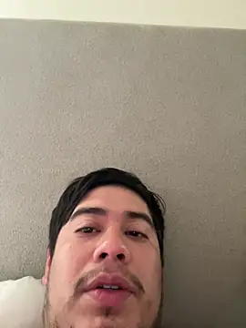 Sweetdickwill online show from February 24, 5:03 pm