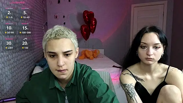 LuxuryLoverss online show from February 24, 11:00 am