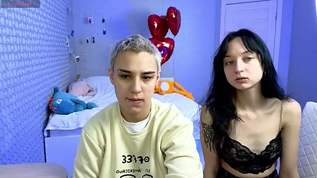 LuxuryLoverss online show from February 26, 6:57 am