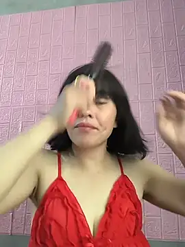 juicy-milu online show from June 28, 5:36 am