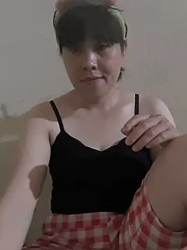 juicy-milu online show from June 7, 3:06 pm
