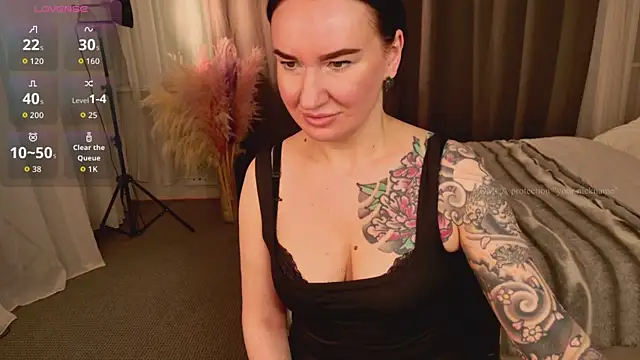 JustGrace online show from March 15, 5:14 am