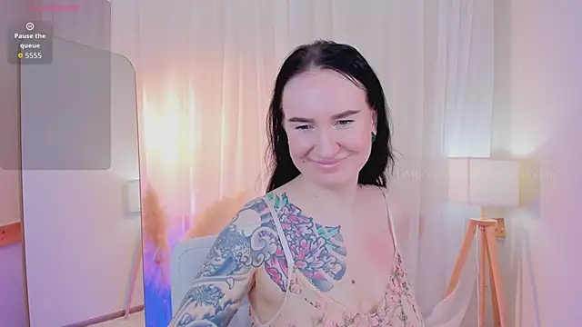 JustGrace online show from March 14, 6:41 am