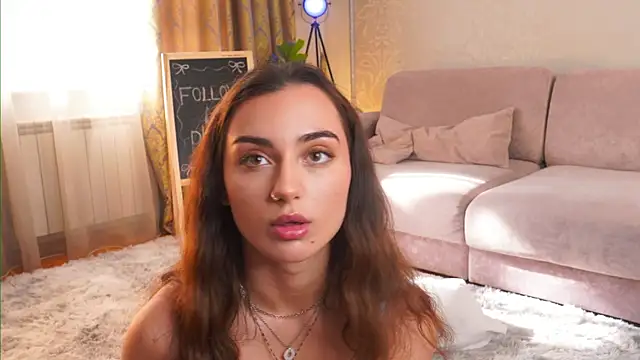 EnriquetaLemma online show from March 15, 8:32 am