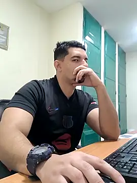 Jaramill07 online show from February 28, 11:43 am