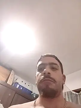 Snapshot of joyboyAct chatting on April 5, 5:03 am joyboyAct online show from April 5, 5:03 am