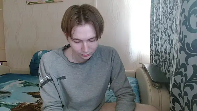 Snapshot of meowgary chatting on May 8, 6:50 am meowgary online show from May 8, 6:50 am