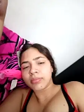 Sexy cloe outdoors online show from March 26, 10:29 pm