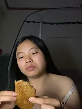 Olive-su online show from March 20, 2:40 pm