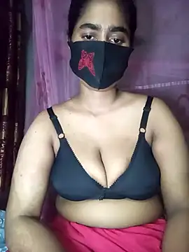 hotgirls02 online show from April 22, 7:31 pm