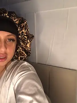 mayawesttt online show from March 7, 11:05 am