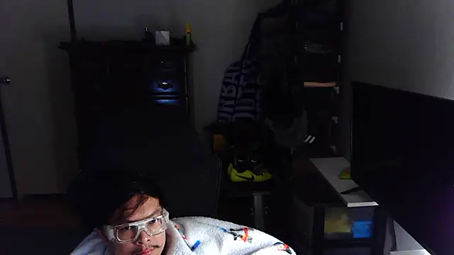 Snapshot of longlongsong chatting on February 23, 8:48 am longlongsong online show from February 23, 8:48 am