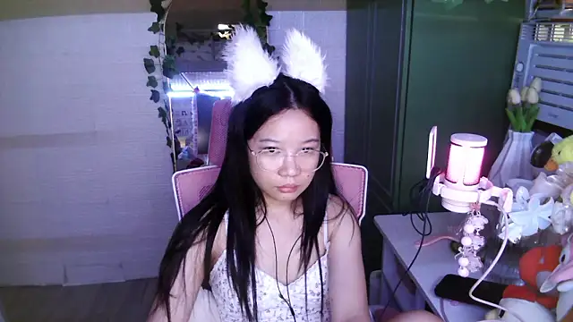 DanicaDreamX online show from March 5, 7:16 am