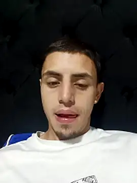 Cristianramos199 online show from April 14, 2:27 am