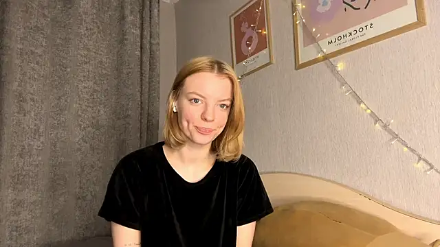 Snapshot of Marry_Sornatiko chatting on February 25, 9:03 pm Marry Sornatiko online show from February 25, 9:03 pm