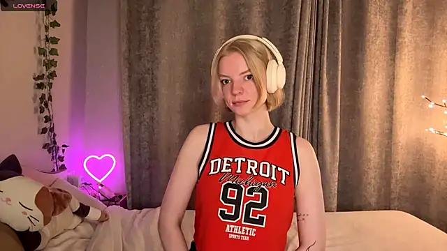 Marry Sornatiko online show from May 14, 6:27 pm