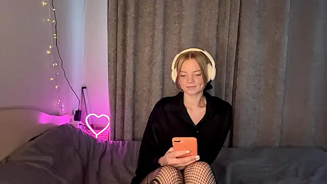 Marry Sornatiko online show from April 2, 3:19 pm