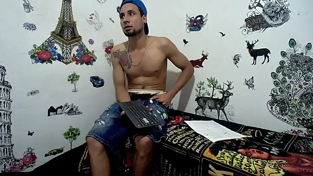 Couplesweethot online show from March 24, 1:27 am