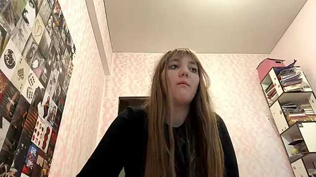 Snapshot of JanineThielman chatting on June 18, 1:27 pm JanineThielman online show from June 18, 1:27 pm