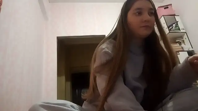 JanineThielman online show from April 17, 3:15 pm