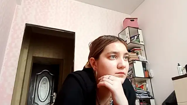 JanineThielman online show from April 22, 8:32 am
