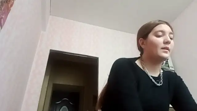 JanineThielman online show from April 19, 11:11 am